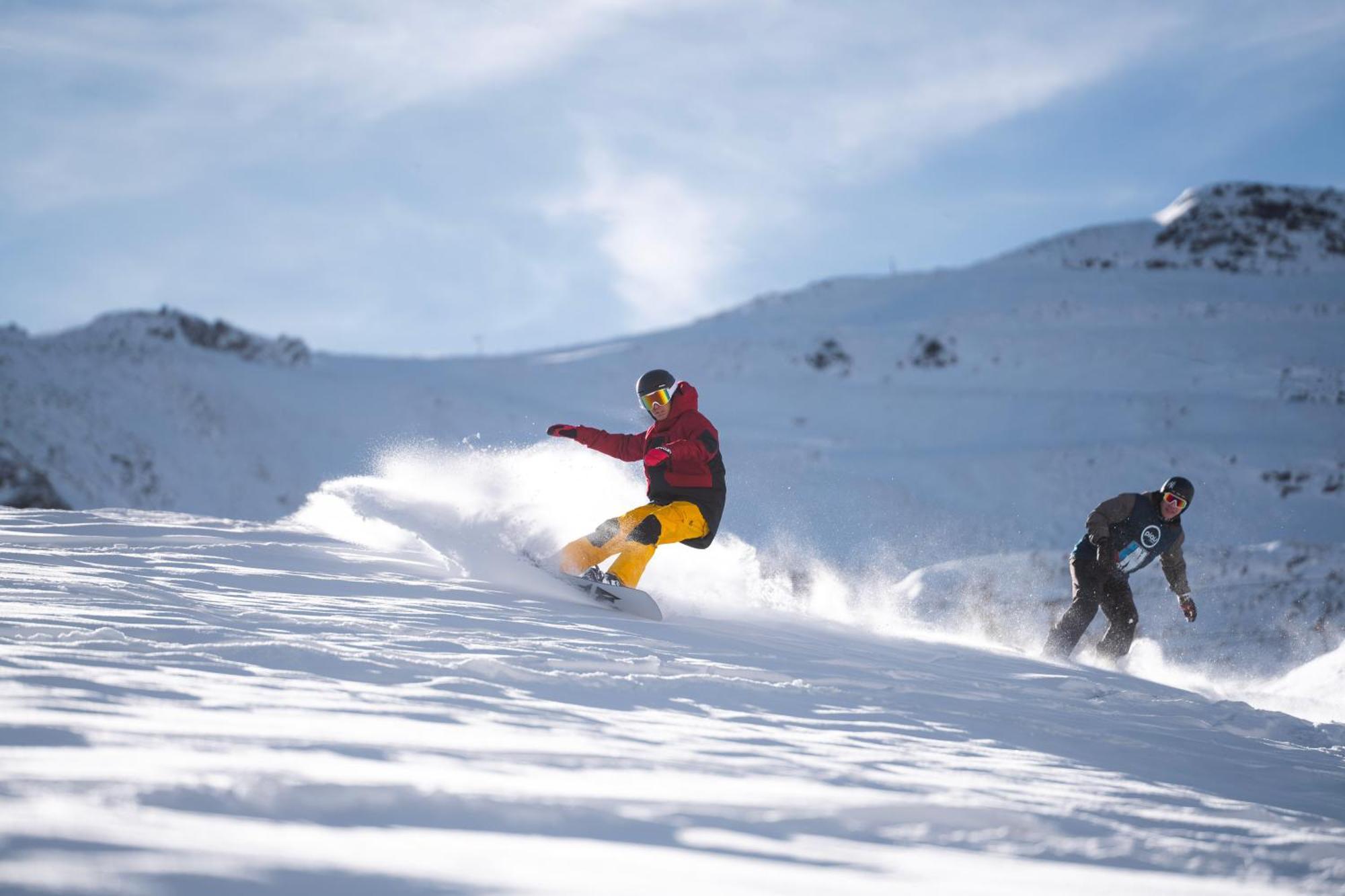 Hotel & Spa Monasterio De โบลตาญญา ภายนอก รูปภาพ Snowboarding at the 2006 Olympics